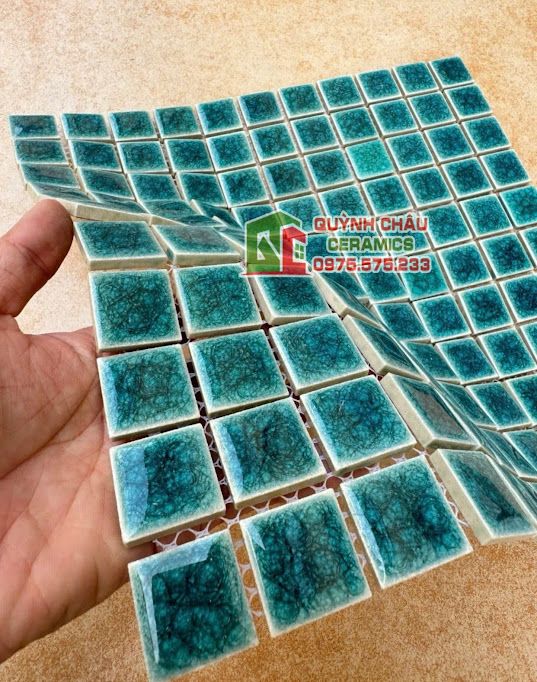 Gạch mosaic men rạn xanh đậm viên nhỏ