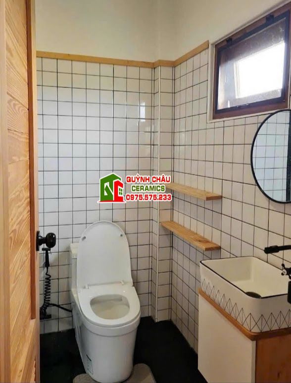 Gạch thẻ ốp tường 10x10 trung quốc màu trắng bóng