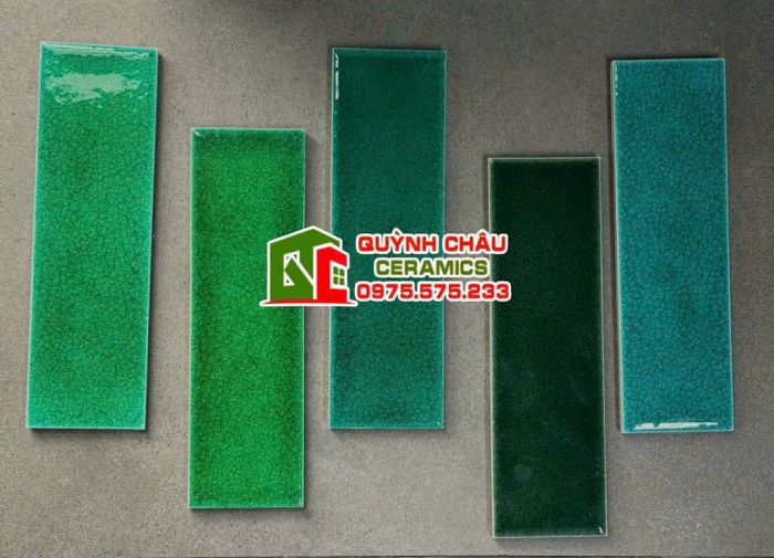 Mẫu gạch thẻ 6x20 men rạn xanh bóng