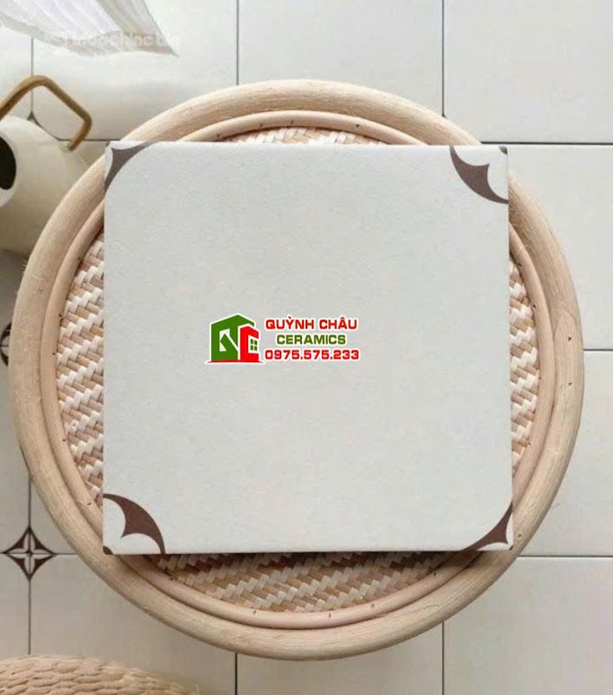 Gạch 20x20 bông hoạ tiết Louis Vuitton trắng kem