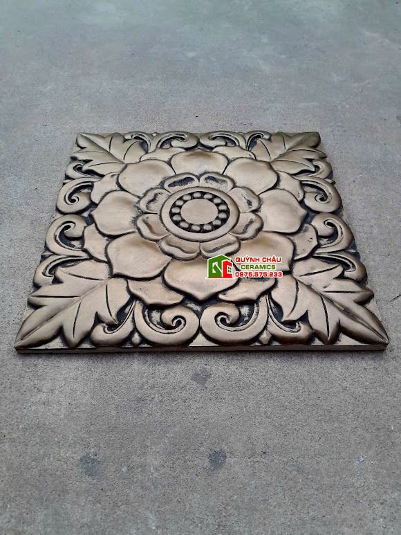 Gạch phù điêu hoa hồng bê tông màu giả cổ 40x40cm 