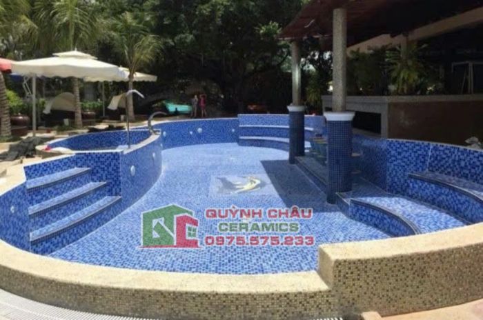 Gạch mosaic thuỷ tinh nhiều màu xanh