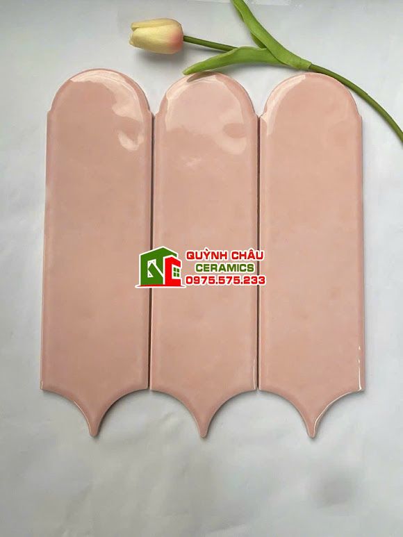 Gạch thẻ lông vũ màu hồng đậm gợn sóng