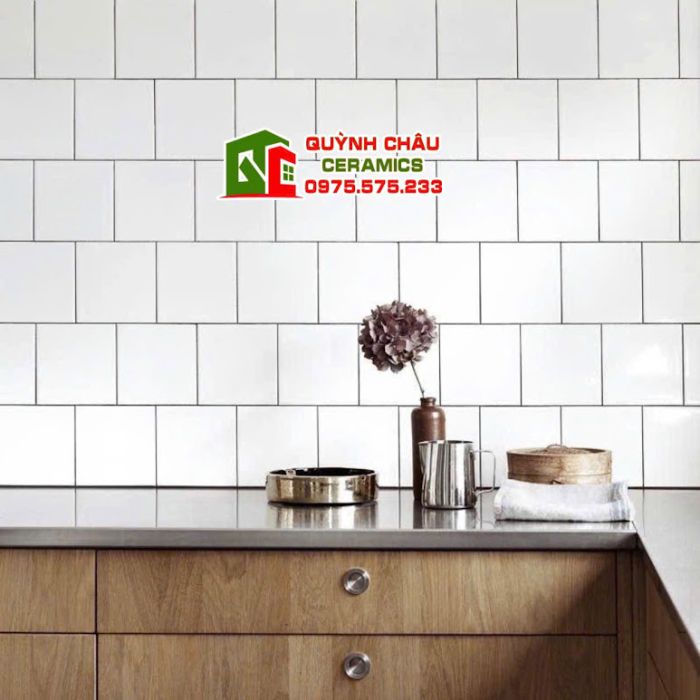 Gạch thẻ 20x20cm men màu trắng mờ