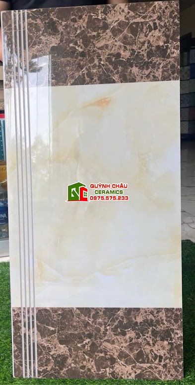 Gạch bậc cầu thang 47x100 vàng nâu vân đá