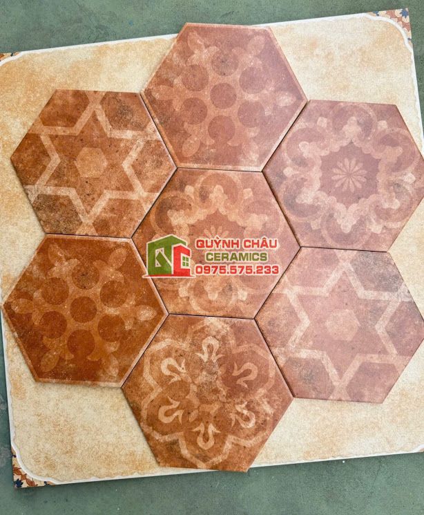 Gạch lục giác giả cổ mờ nâu đỏ da bò
