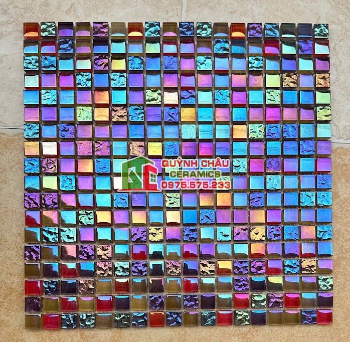Gạch mosaic nhiều màu thuỷ tinh cao cấp