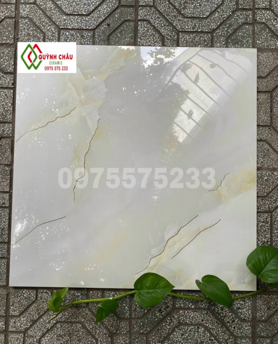 Gạch 80x80 khắc kim giá cạnh tranh