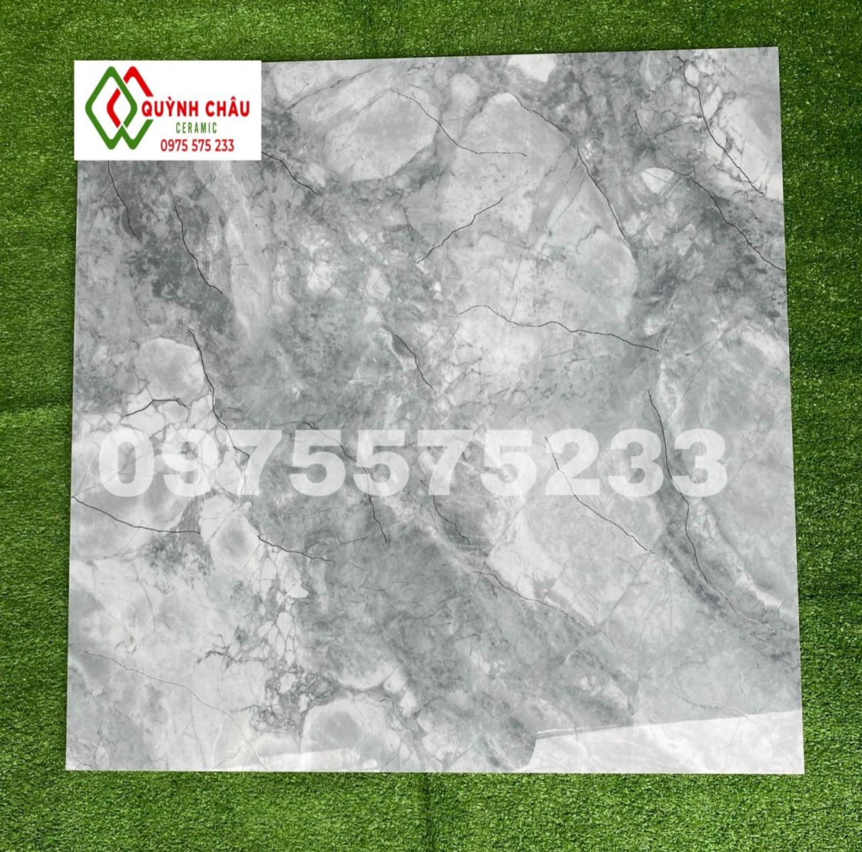 Gạch trung quốc 80x80 bóng kính khắc kim giá rẻ
