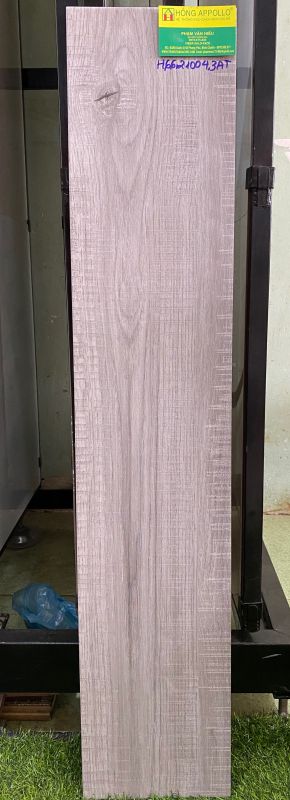 Gạch giả gỗ lát nền 20x100 màu xám trắng cao cấp giá rẻ Gạch giả gỗ lát nền 20x100 màu xám trắng cao cấp giá rẻ