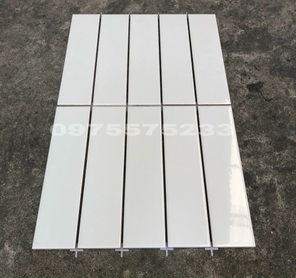 Gạch thẻ ốp tường 75x300 màu trắng tinh trắng sứ