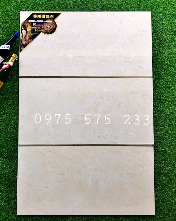 Mẫu gạch ốp tường 40x80 màu vân kem bóng kiếng mẫu gạch đẹp