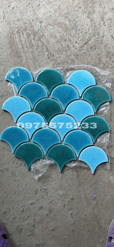 Gạch vảy cá mosaic men gốm rạn Gạch vảy cá mosaic men gốm rạn
