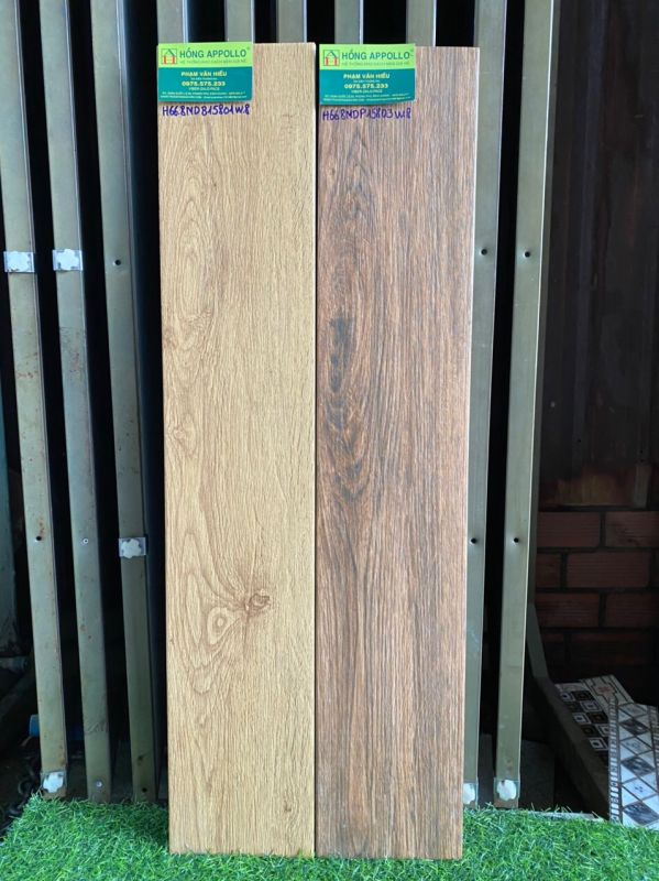 Mẫu gạch giả vân gỗ 15x80 nào lát cho phòng khách đẹp