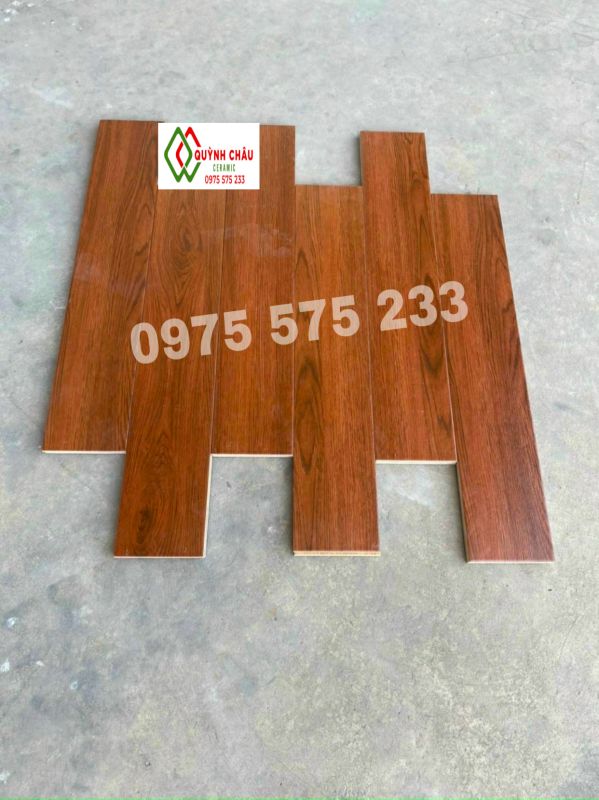 Gạch giả gỗ nâu đỏ 15x80 vân gỗ lát nền phòng ngủ Gạch giả gỗ nâu đỏ 15x80 vân gỗ lát nền phòng ngủ