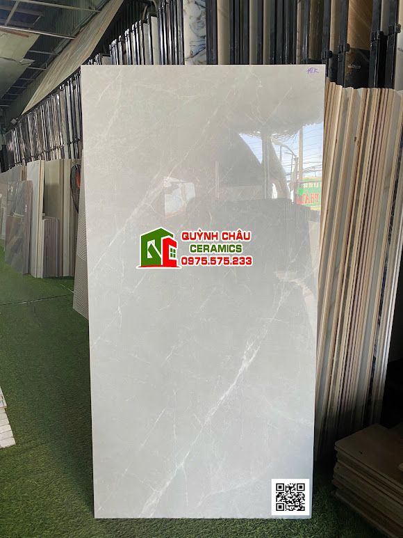 Gạch 60x120 Vicenza màu xám ghi bóng kính                Gạch 60x120 Vicenza màu xám ghi bóng kính