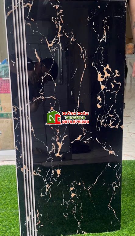 Gạch cầu thang tam cấp 47x100 đen vân cam Gạch cầu thang tam cấp 47x100 đen vân cam