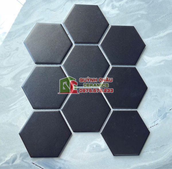 Gạch mosaic lục giác đen mờ chip to Gạch mosaic lục giác đen mờ chip to