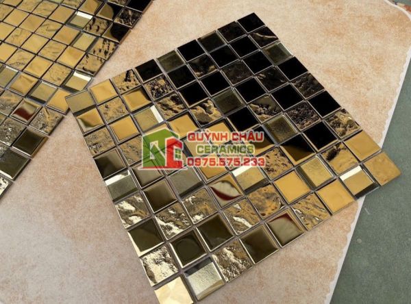 Gạch mosaic mạ vàng trang trí cao cấp Gạch mosaic mạ vàng trang trí cao cấp