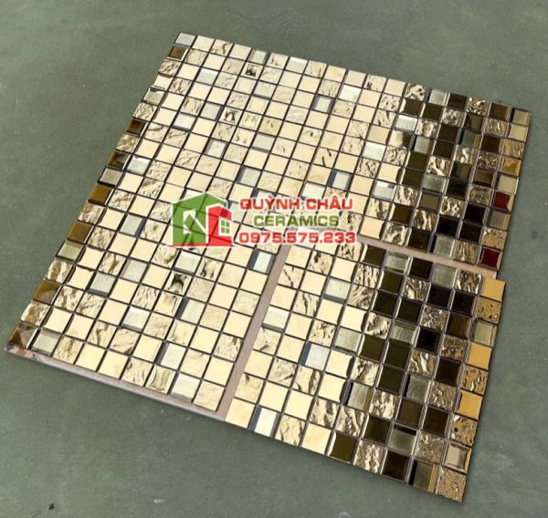 Gạch mosaic màu vàng mạ sang chảnh Gạch mosaic màu vàng mạ sang chảnh