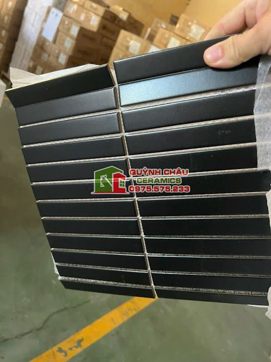 Gạch mosaic thanh que đũa đen tuyền Gạch mosaic thanh que đũa đen tuyền