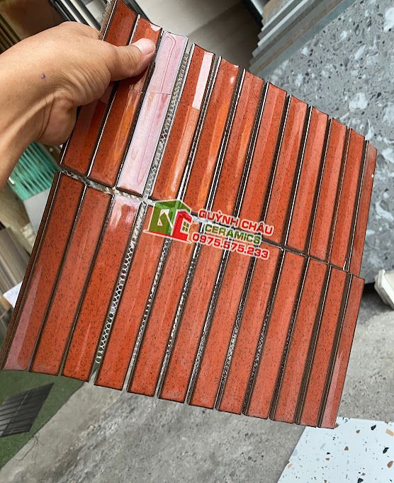 Gạch mosaic thanh que đũa lõm màu đỏ mè  Gạch mosaic thanh que đũa lõm màu đỏ mè