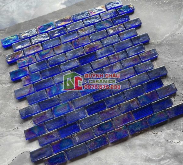 Gạch mosaic thuỷ tinh màu xanh hình chữ nhật Gạch mosaic thuỷ tinh màu xanh hình chữ nhật