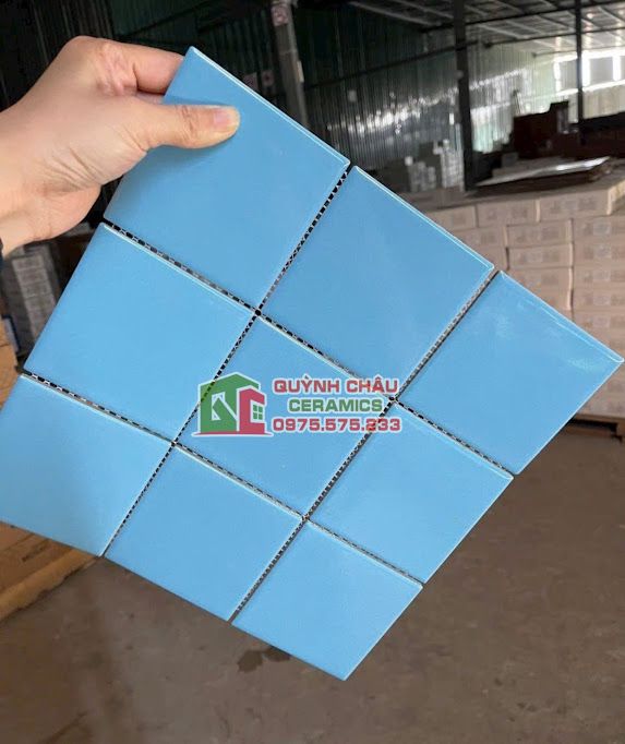 Gạch mosaic vỉ 10x10 thẻ chip màu xanh biển men bóng Gạch mosaic vỉ 10x10 thẻ chip màu xanh biển men bóng