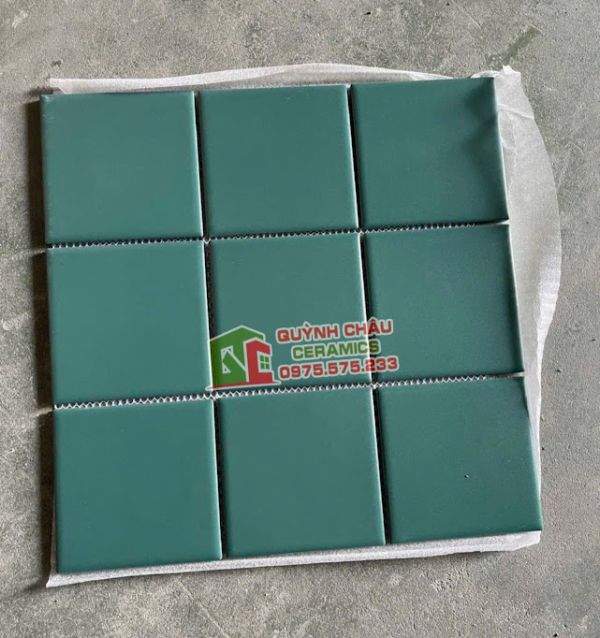 Gạch mosaic vỉ 10x10 thẻ chip xanh đậm mờ Gạch mosaic vỉ 10x10 thẻ chip xanh đậm mờ