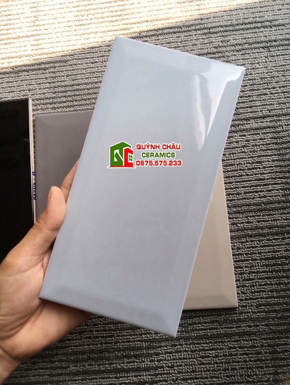 Gạch thẻ 10x20cm vát cạnh màu ghi bóng Gạch thẻ 10x20cm vát cạnh màu ghi bóng