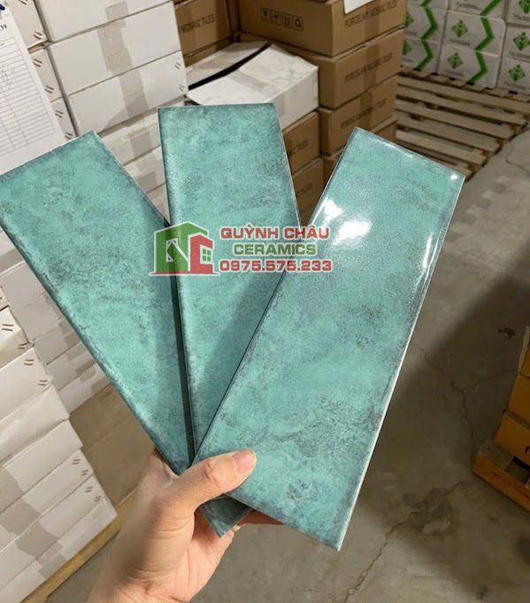Gạch thẻ 10x30 gợn sóng xanh giả cổ màu hiệu ứng Gạch thẻ 10x30 gợn sóng xanh giả cổ màu hiệu ứng