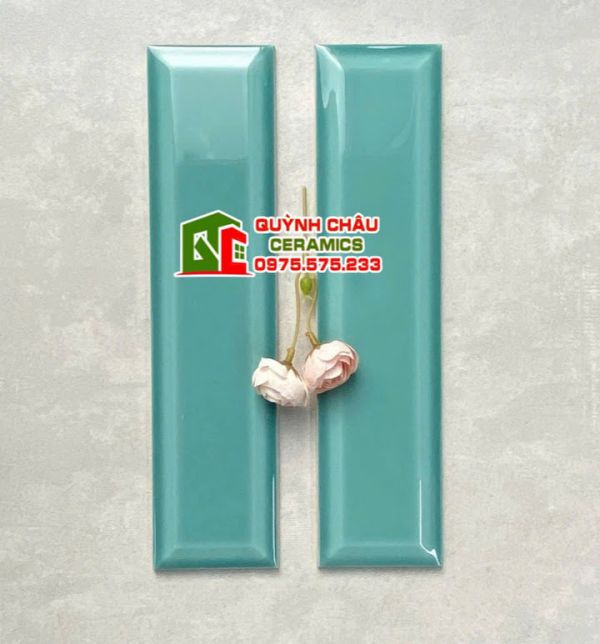 Gạch thẻ 6.8x28 vát cạnh men xanh ngọc bóng Gạch thẻ 6.8x28 vát cạnh men xanh ngọc bóng