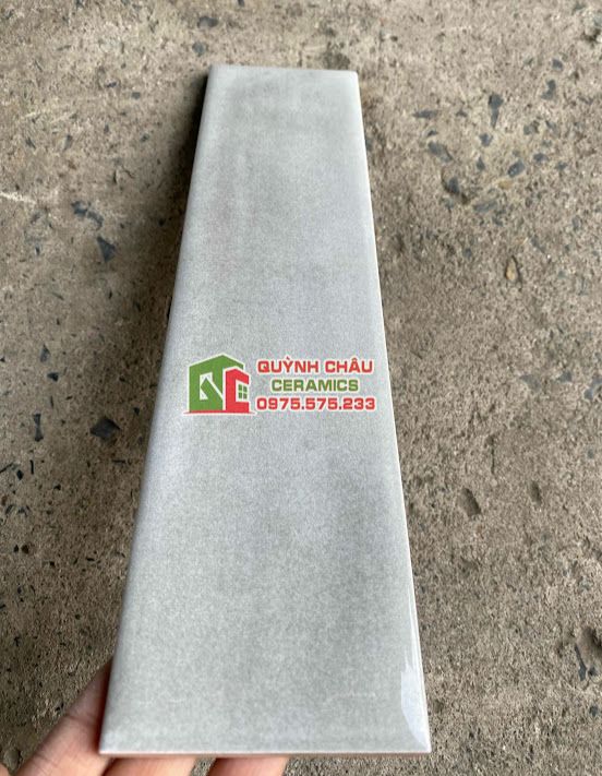 Gạch thẻ 75x300 xám bóng gợn sóng