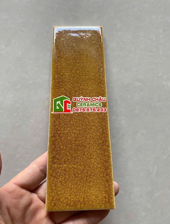 Gạch thẻ màu vàng men rạn 6x20 xương đá Gạch thẻ màu vàng men rạn 6x20 xương đá