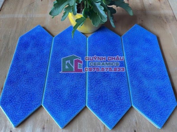 Gạch thẻ mũi tên men rạn màu xanh dương Gạch thẻ mũi tên men rạn màu xanh dương