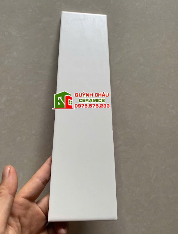 Gạch thẻ nhập khẩu 75x300 trắng mờ Gạch thẻ nhập khẩu 75x300 trắng mờ