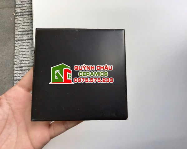 Gạch thẻ ốp tường 10x10 đen mờ trung quốc Gạch thẻ ốp tường 10x10 đen mờ trung quốc