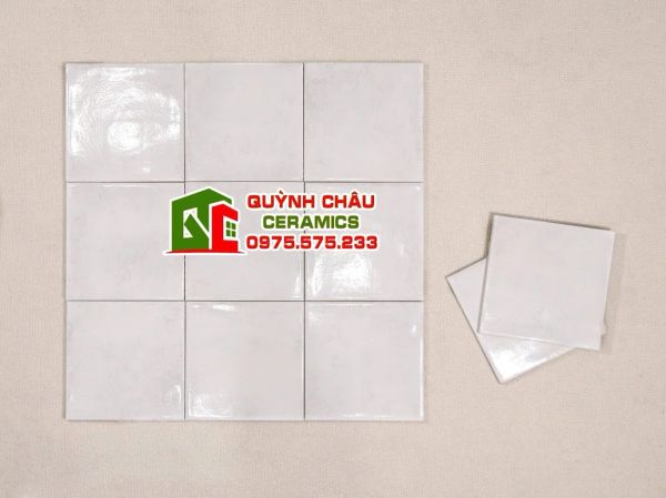 Gạch thẻ vuông 15x15 màu trắng xám bóng giả cổ Gạch thẻ vuông 15x15 màu trắng xám bóng giả cổ